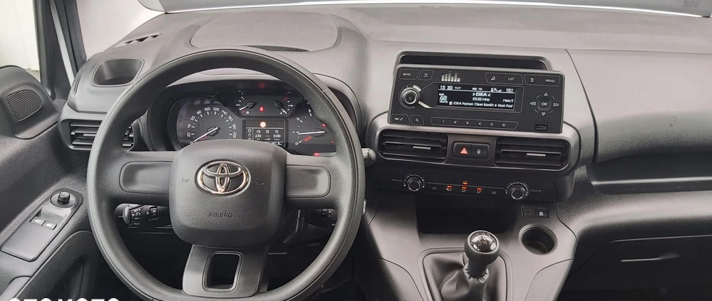 Toyota Proace City Verso cena 72900 przebieg: 65573, rok produkcji 2020 z Oborniki małe 497